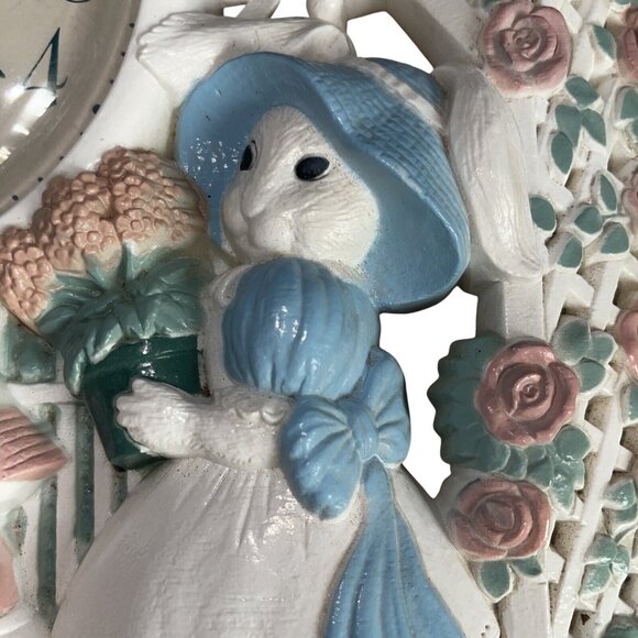 Vintage Homco Quartz Mantel Clock With Charming Victorian Garden Scene - Picture 6 of 16